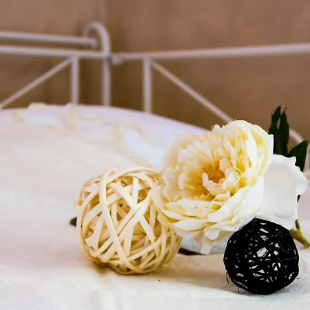 Bed & Breakfast Casolare Dei Colli 2*