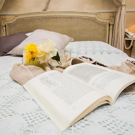 Bed & Breakfast Casolare Dei Colli 2*